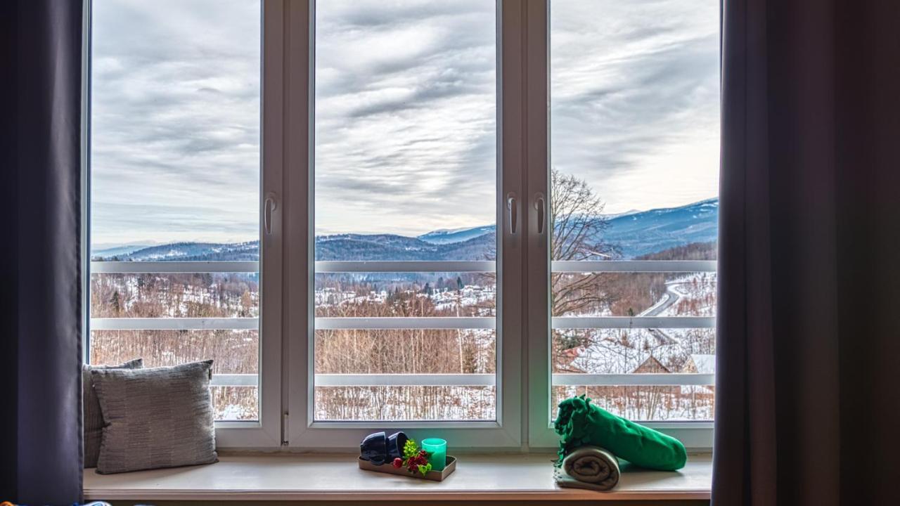 Apartamenty Royal Aparts Zielona Poreba - Z Panorama Gor シクラルスカ・ポレンバ エクステリア 写真