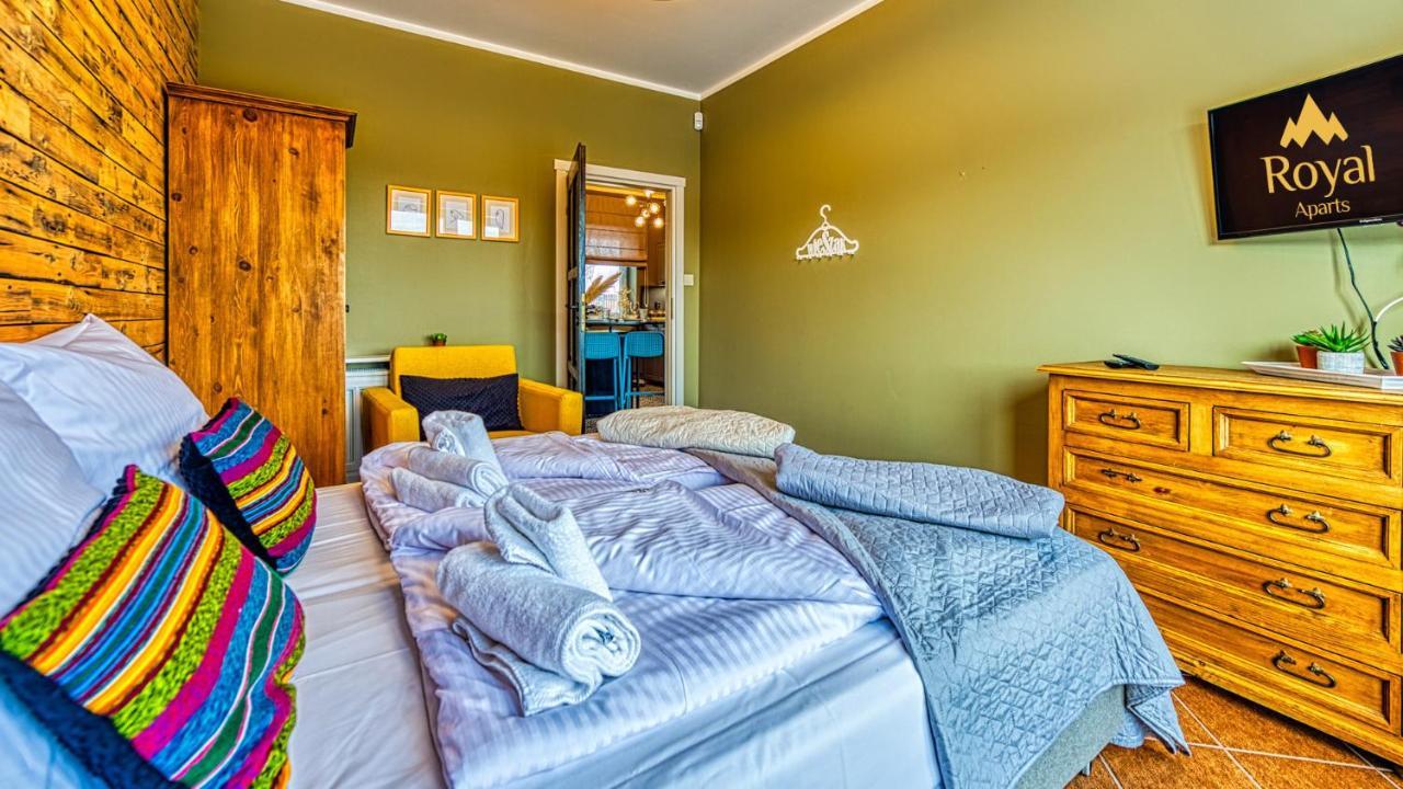 Apartamenty Royal Aparts Zielona Poreba - Z Panorama Gor シクラルスカ・ポレンバ エクステリア 写真
