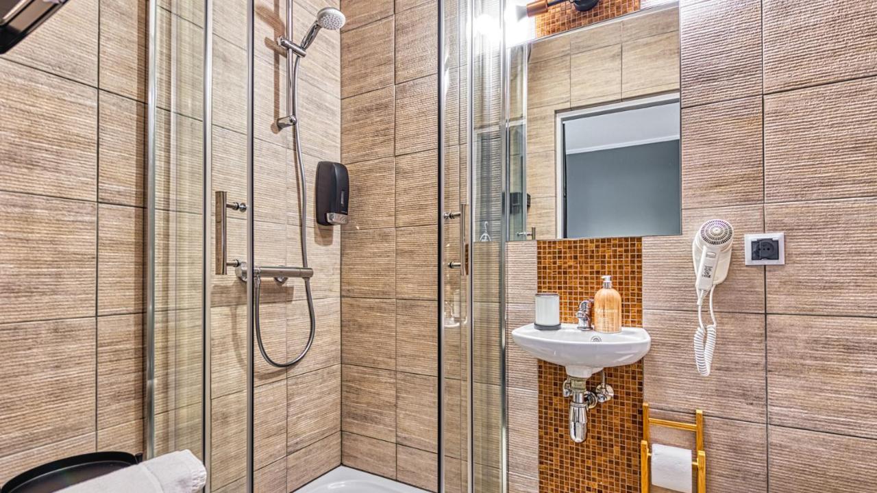 Apartamenty Royal Aparts Zielona Poreba - Z Panorama Gor シクラルスカ・ポレンバ エクステリア 写真